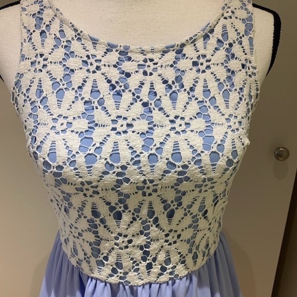 Eight Sixty Lavender Sleeveless Dress - Picture 2 of 7